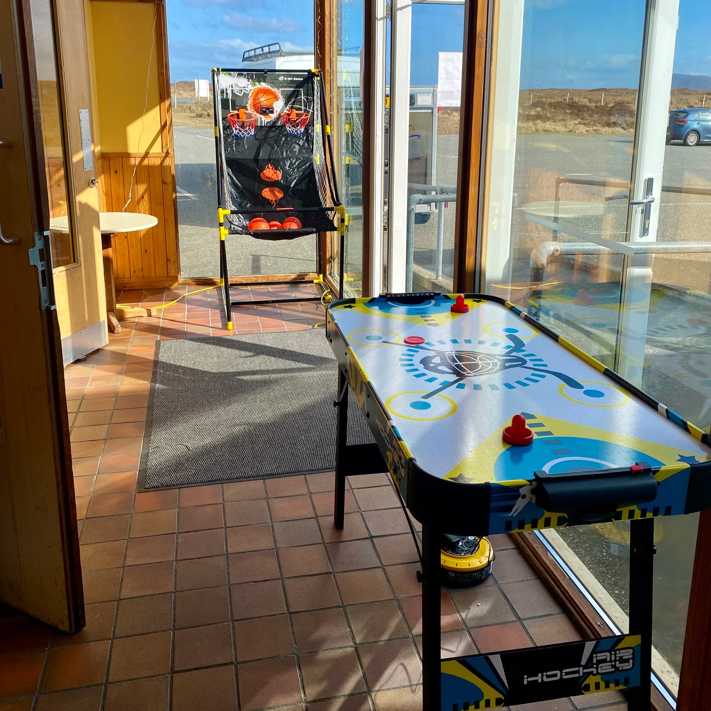 Air Hockey